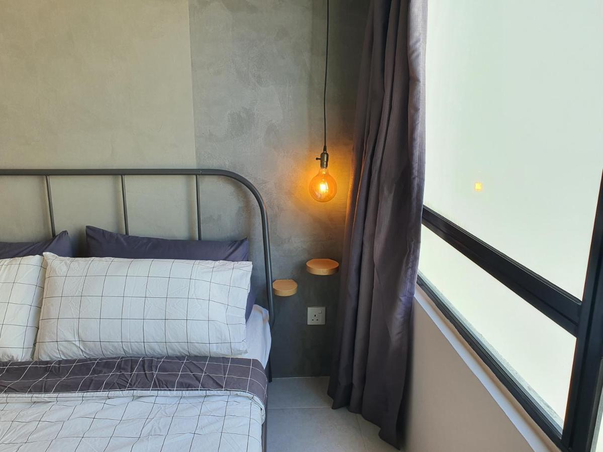 Apartment Cozy 2 Bedrooms 4 Pax Menjalara Near Desa Park