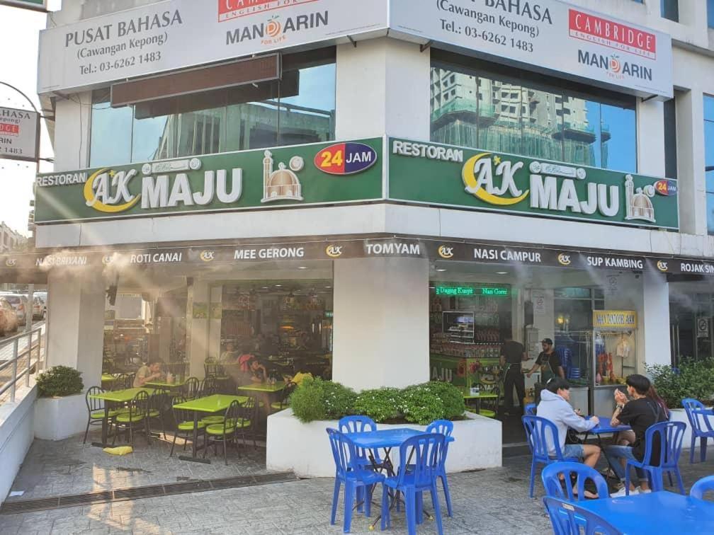 Apartment Cozy 2 Bedrooms 4 Pax Menjalara Near Desa Park Kuala Lumpur